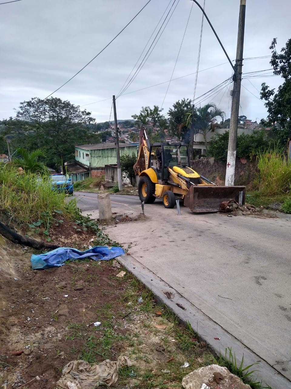 Batalhão de São Gonçalo remove meia tonelada de barricadas após informações do Disque Denúncia